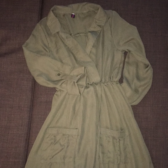 Olive dress with pockets! Purchased on CupShe - Picture 2 of 2